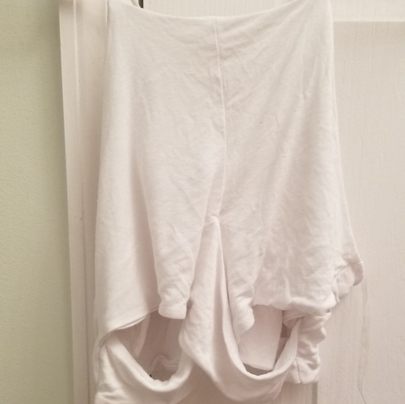 White wrap-front crop top - Picture 3 of 5